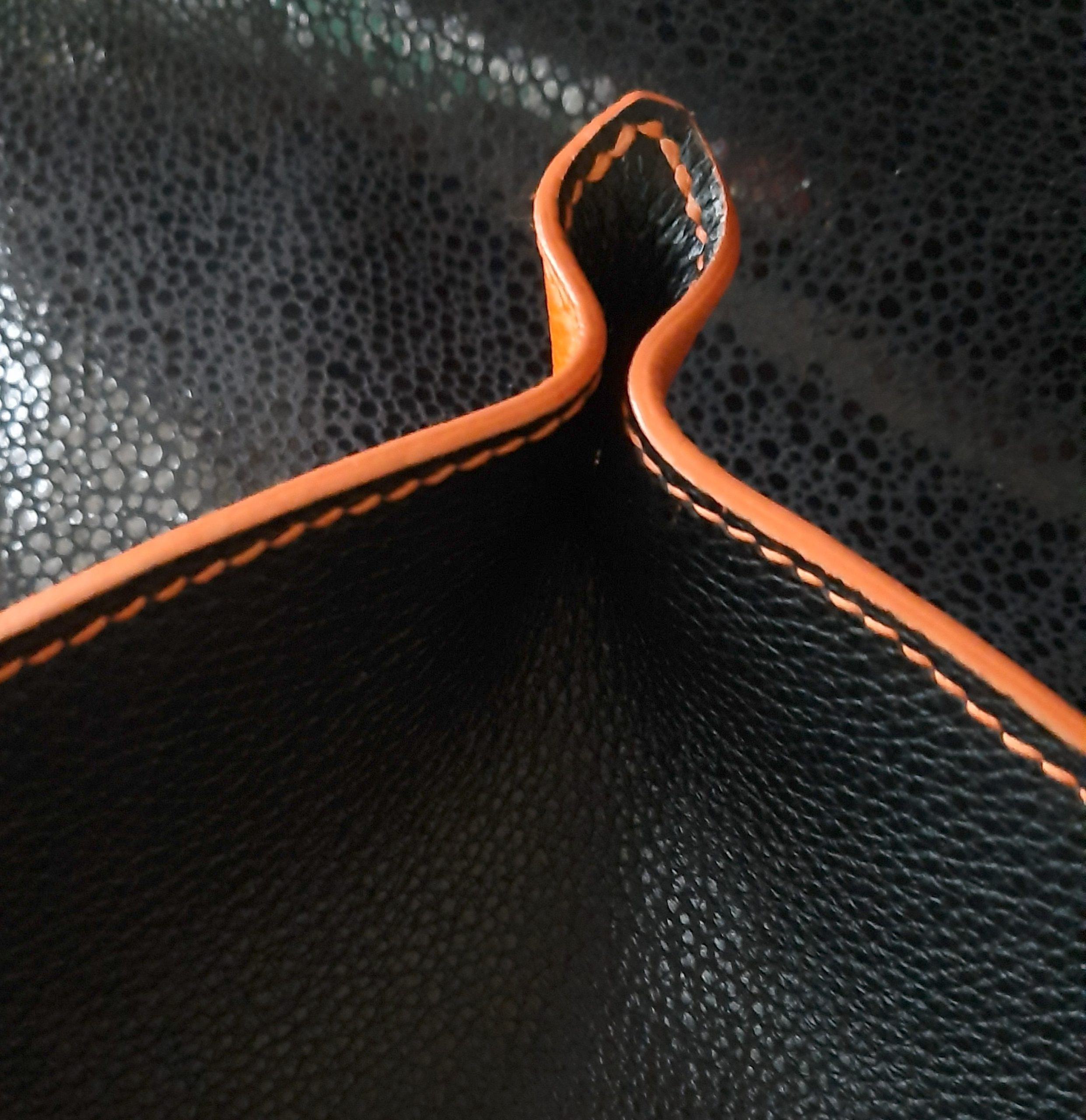 Vide-poches orange et noir – Image 5