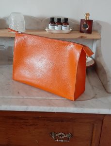 trousse de toilette