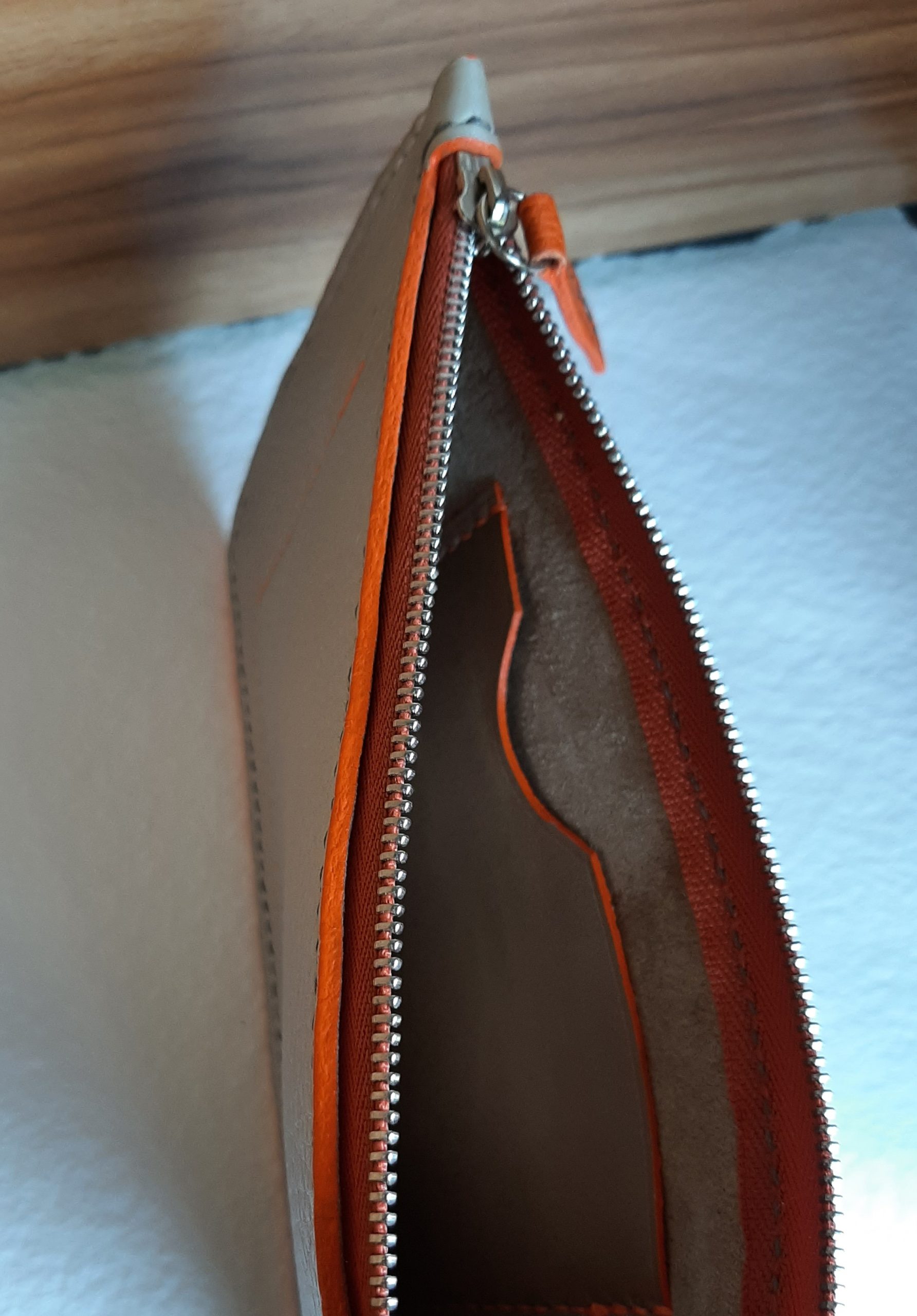 Pochette zippée blanc nacré – Image 2